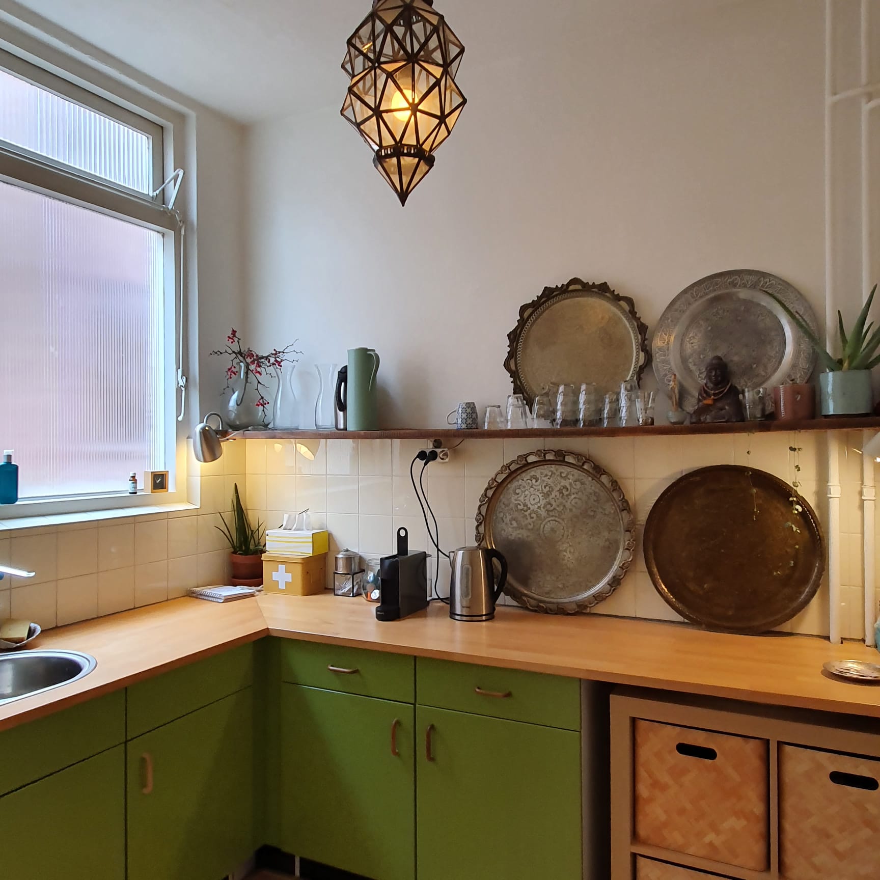 keuken bij praktijkruimte